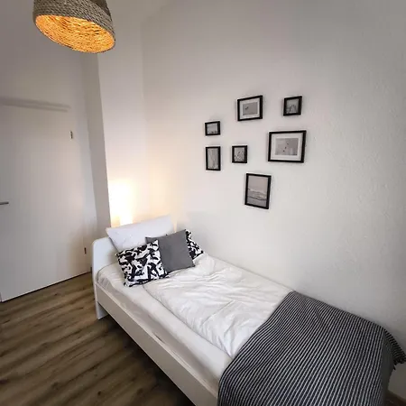 Bionatursuite Kortum1745, Hbf, Bermuda3eck, Musikforum, Starlight Express, Museum Apartament Bochum