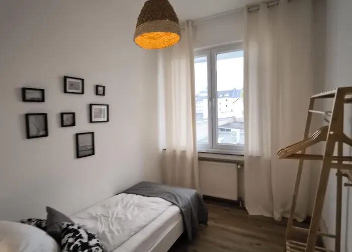 Bionatursuite Kortum1745, Hbf, Bermuda3eck, Musikforum, Starlight Express, Museum * Bochum